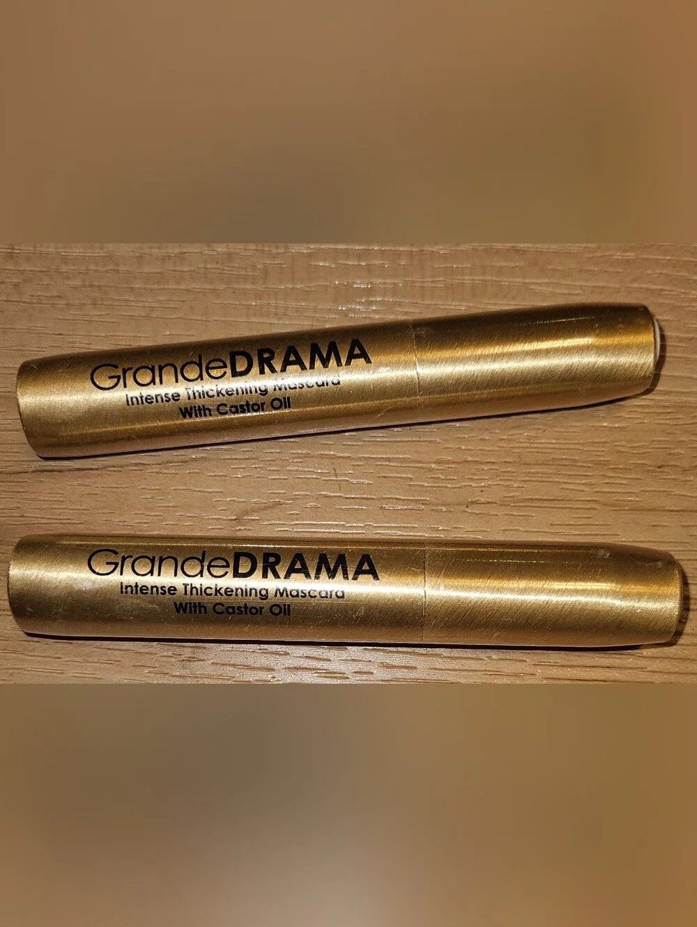 Intense Thickening Mascara — Gold